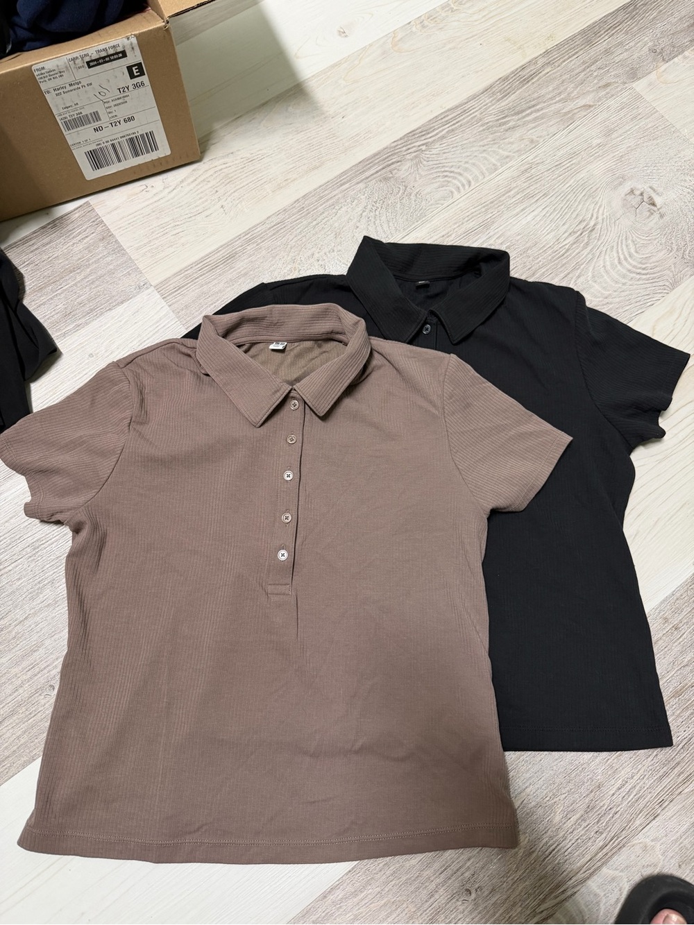 Uniqlo Women's AIRism Ultra Stretch Ribbed Polo Shirt Cropped